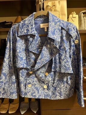 10 Crosby Derek Lam Blue Floral Jacquard Short Trench